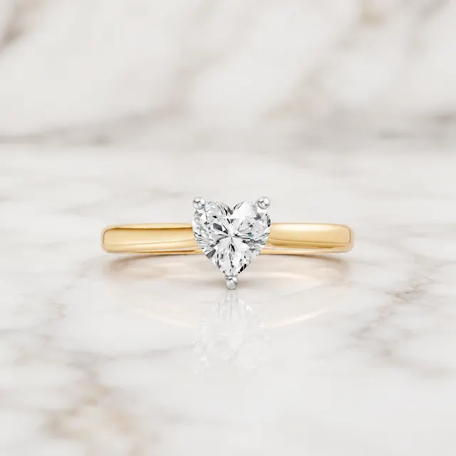 Heart Lab Grown Diamond Engagement Ring Solitaire 18K Gold IGI Certified 1 Carat E VVS2