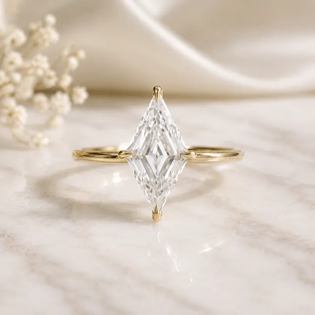 Kite Cut Lab Grown Diamond Engagement Ring Prong-Set Solitaire 14K Gold 2.7 Carat VVS2 E