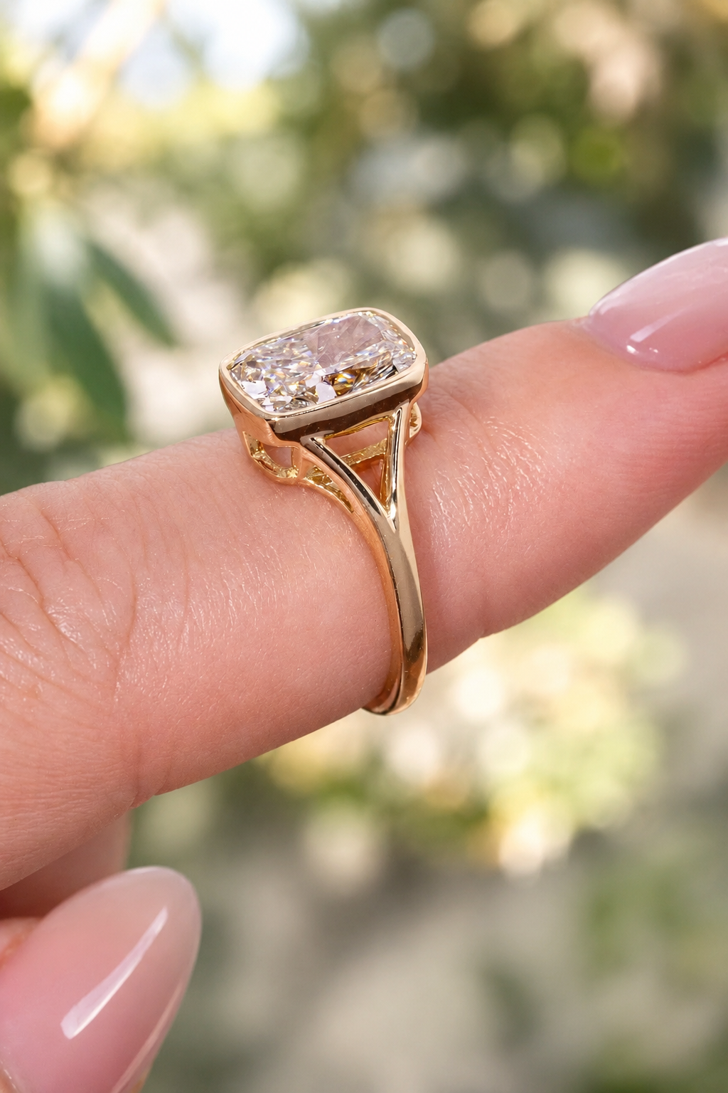 Cushion Lab Grown Diamond Engagement Ring Bezel Split Shank 14K Yellow Gold IGI Certified 3.08 Carat