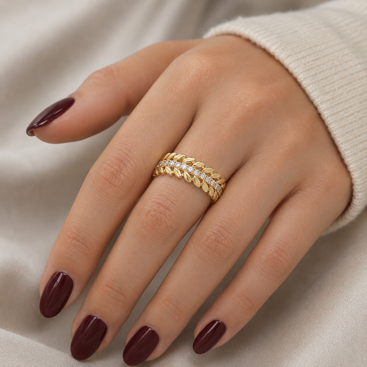 Round Lab Grown Diamond Wreath Ring Pavé Laurel 14K Yellow Gold Statement Band
