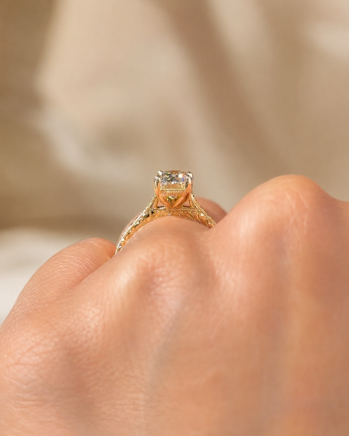 Cushion Lab Grown Diamond Engagement Ring – Vintage Solitaire 14K Yellow Gold – IGI Certified 2ct VVS2 E