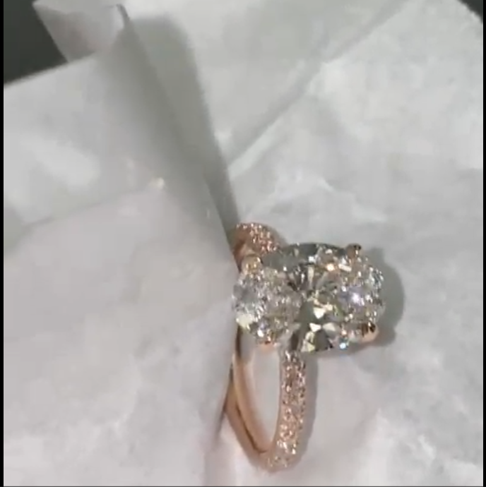 3.30 Carat Oval Brilliant Cut Diamond Solitaire with Accent Stones – IGI Certified – 14k Gold final